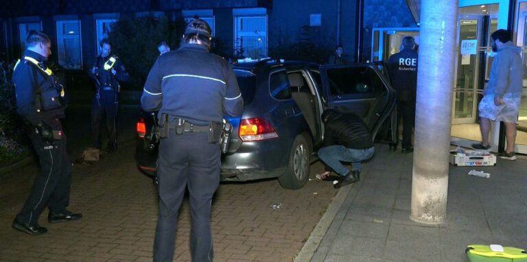 Gegen Mitternacht wurde ein Mann mit schwersten Messerverletzungen am ehemaligen Marienhospital in Essen-Altenessen gefunden.