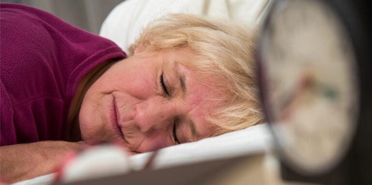 Mit fortschreitendem Alter steigt das Risiko für eine Schlafapnoe. Zu dem Thema informieren die Experten des St.-Sixtus-Hospitals in einer Abendsprechstunde.