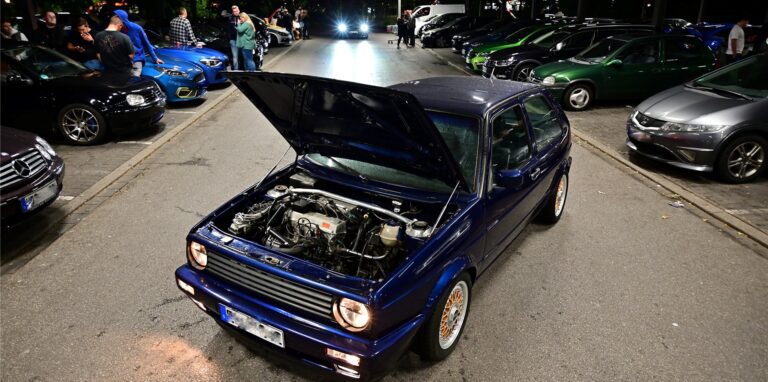 Vertreten war im Parkdeck auch dieser Golf 2 von 1989, der klassisch getunt wurde.