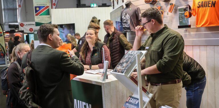 Der persönliche Kontakt war vor allem anderen das, was Besucher, Veranstalter und Aussteller an der Messe „Jagd & Hund“ am meisten lobten