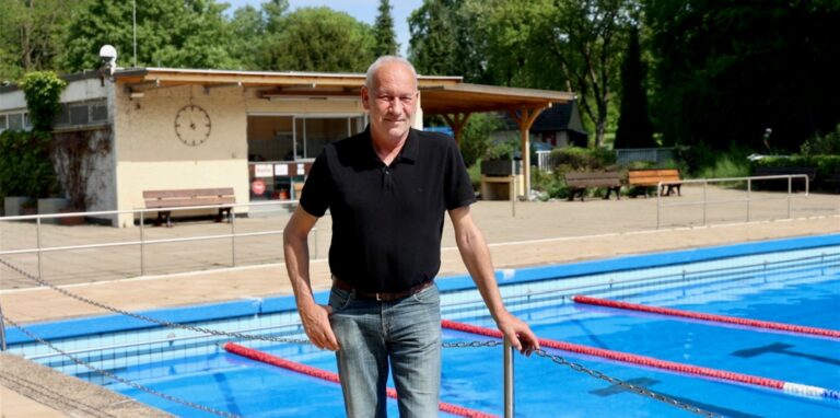 Sportwelt-Geschäftsführer Jörg Husemann hat große Probleme mit Personalmangel in Schwimmbädern.