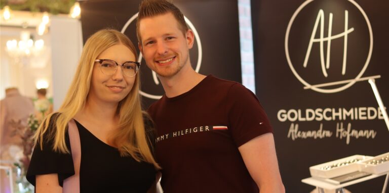 Nora Satzinger und Martin Rüter: Er fiel auf die Knie.