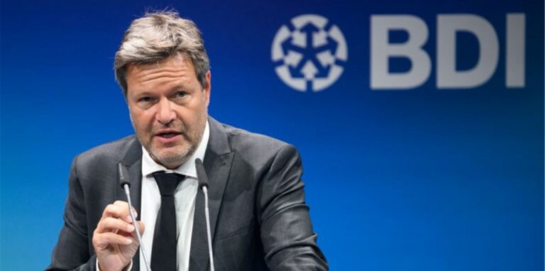 Hat bereits ein Maßnahmenpaket angekündigt, um den Gasverbrauch in der Industrie zu senken: Robert Habeck.