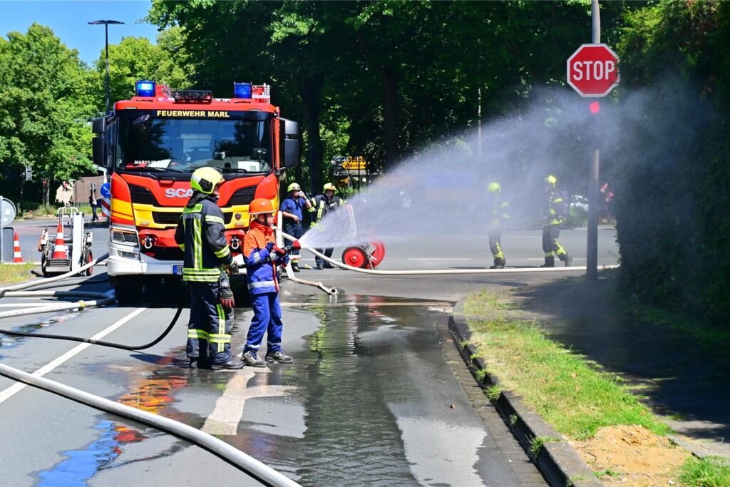 Lennart Zawieracs von der Jugendfeuerwehr erlebte den Ernstfall. Lennart Zawieracs von der Jugendfeuerwehr erlebte den Ernstfall.
