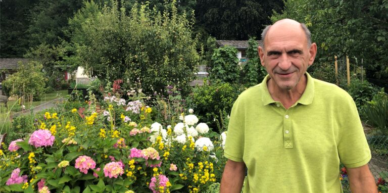 Norbert Mörchen, Vorsitzender des Kleingartenvereins Am Schellenberg, hofft mithilfe des Bürgerbudgets mehr Sitzgelegenheiten in der bei Besuchern beliebten Anlage kaufen zu können.