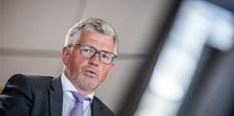 Andrij Melnyk, Botschafter der Ukraine in Deutschland, aufgenommen im Bundestag in Berlin.