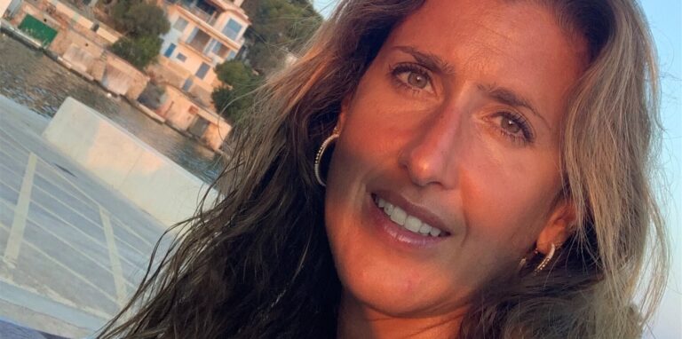 Alexandra Roth, aufgenommen auf einem Selfie.