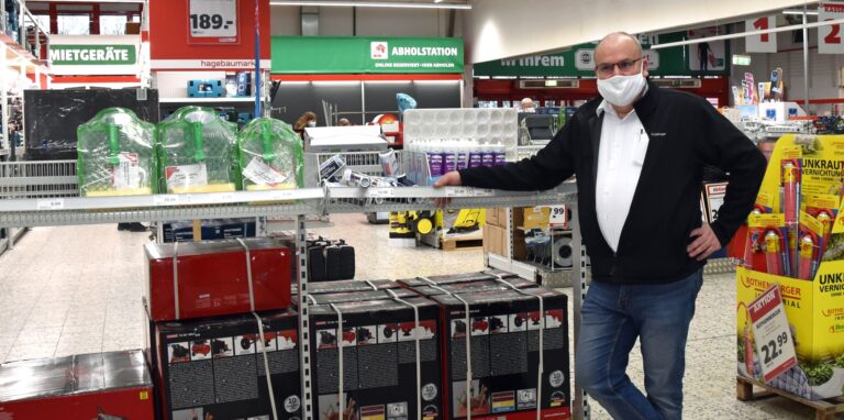 Hanfried Zöllinger ist Leiter eines Hagebau-Marktes in Dorsten. Auch sein Laden war von dem Stromausfall am Freitagvormittag betroffen.