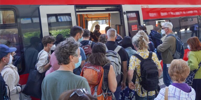 Zahlreiche städtische Mitarbeiter sind am 15. Juni mit dem Sambazug nach Hamburg gefahren (Symbolbild).
