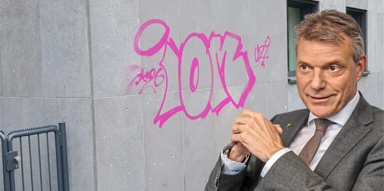 Montage: links im Bild ist ein pinkes Graffito auf dem Ruhrfestspielhaus in Recklinghausen zu sehen, rechts im Bild Bürgermeister Christoph Tesche.