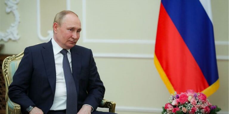 Kremlchef Wladimir Putin bei Gesprächen in Teheran.