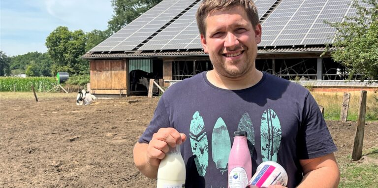 Matthias Schulte-Althoff verkauft seine Milchprodukte auf dem Wochenmarkt24. Der leidenschaftliche Landwirt ist vom neuen Lieferdienst für die Region Lippe-Ruhr absolut überzeugt.
