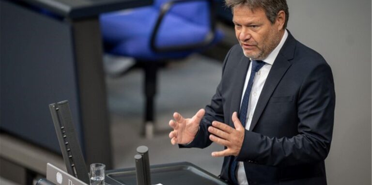 Robert Habeck (Bündnis 90/Die Grünen) spricht.
