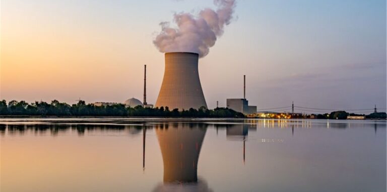 Der Weiterbetrieb von Atomkraftwerken ist noch so einfach, wie manch ein Politiker glauben machen will.