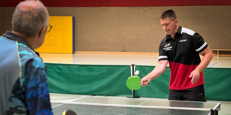 Michael Baltus spielt seit neun Monaten Tischtennis beim TTV Hervest-Dorsten und fährt bald zur Ping-Pong-Parkinson-Weltmeisterschaft.