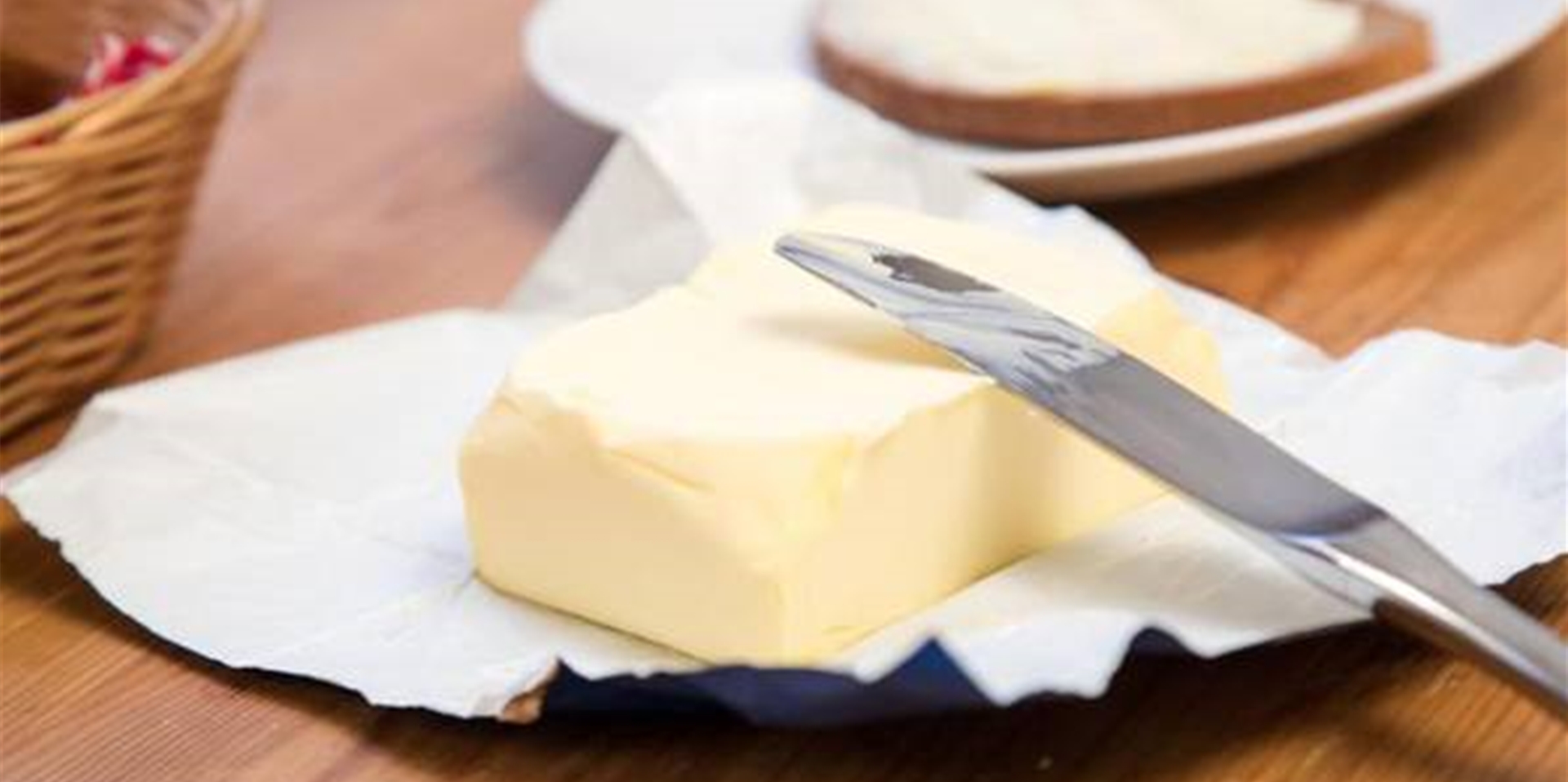 Butter könnte bald günstiger sein, wenn sie mit Biosiegel hergestellt wurde.