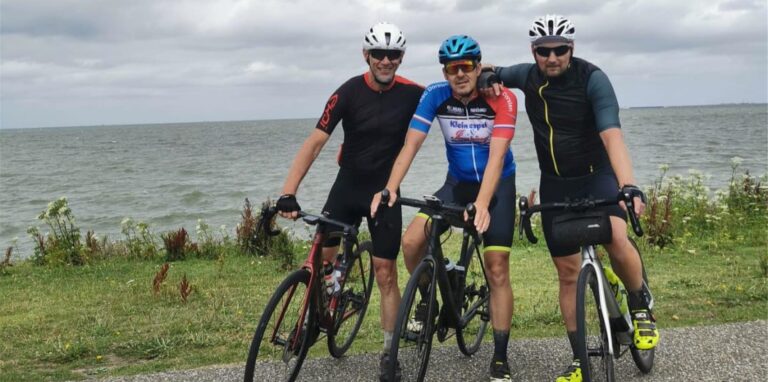 Michael Erbe, Markus Dworak und Gregor Mickinn (v.l.) radelten zum Ijsselmeer.