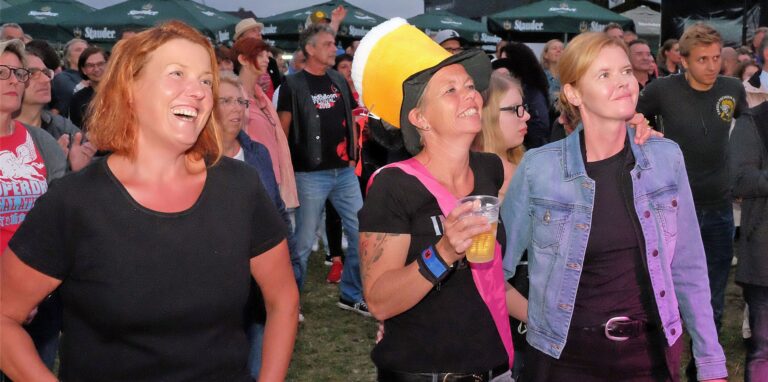 Fans beim Festival