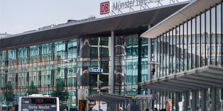 Der Eingangsbereich des Hauptbahnhofes in Münster