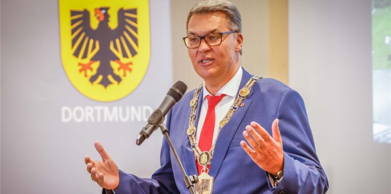 Thomas Westphal, Oberbürgermeister der Stadt Dortmund, hat jetzt erste Pläne verkündet, wie die Stadt in der Gaskrise sparen will. Hier: ein Archivbild.