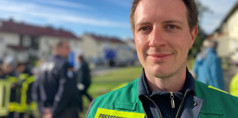 Feuerwehrsprecher Florian Brandt berichtet, dass über 60 Prozent aller Brandeinsätze in Castrop-Rauxel umsonst gefahren werden. Aber nicht unbedingt kostenlos.