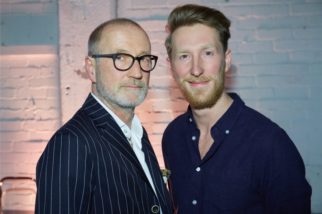 Der Schauspieler Peter Lohmeyer zusammen mit seinem Sohn Louis Klamroth. Der Schauspieler Peter Lohmeyer zusammen mit seinem Sohn Louis Klamroth.