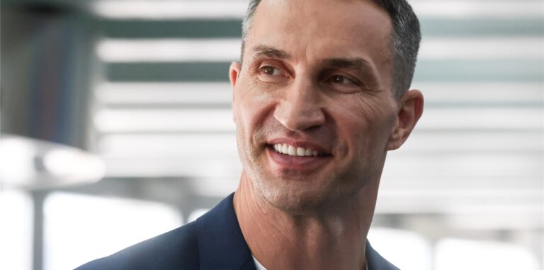 Wladimir Klitschko hat sich in einer emotionalen Botschaft an die Dortmunder gewandt.