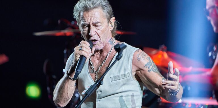 Peter Maffay hat ein Konzert in der Westfalenhalle gespielt.