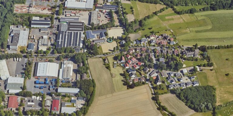 Luftbild der Merklinder Straße in Castrop-Rauxel.