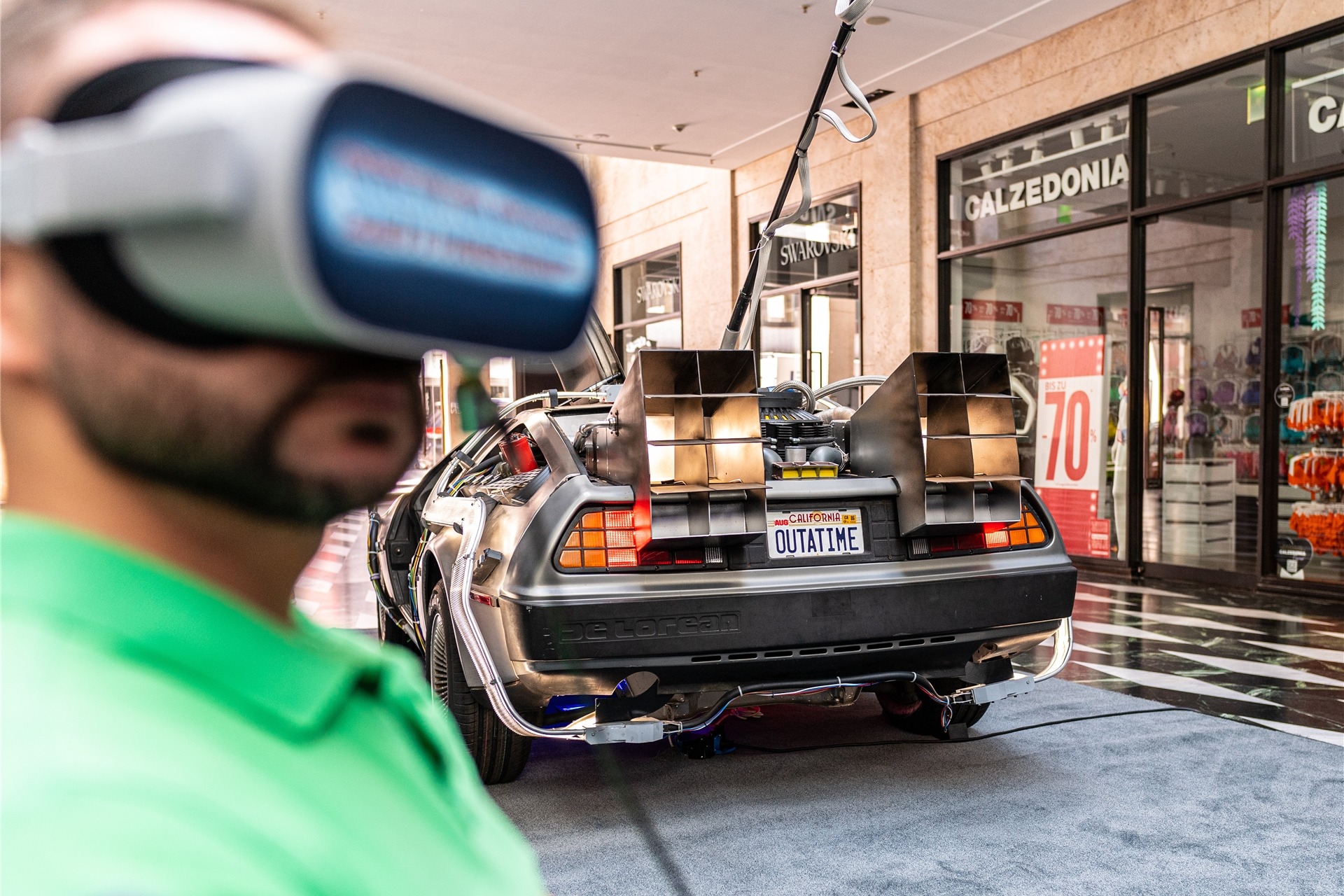 Ein wahres Kult-Auto steht demnächst mitten in Dortmund: ein originalgetreu nachgebauter DeLorean.