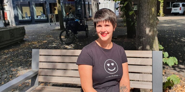 Wegen der steigenden Preise ist Svenja Küpper sparsamer geworden. Wie ihr geht es vielen Dorstenern.