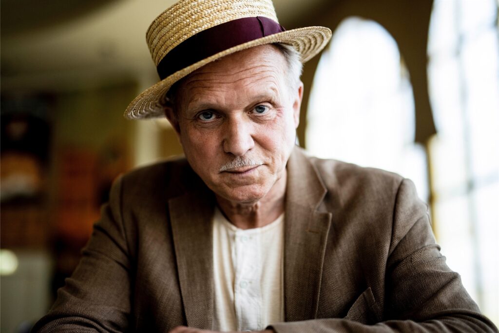 Ulrich Tukur, Schauspieler, Musiker und Schriftsteller, in der Komödie am Kurfürstendamm im Schiller Theater. 