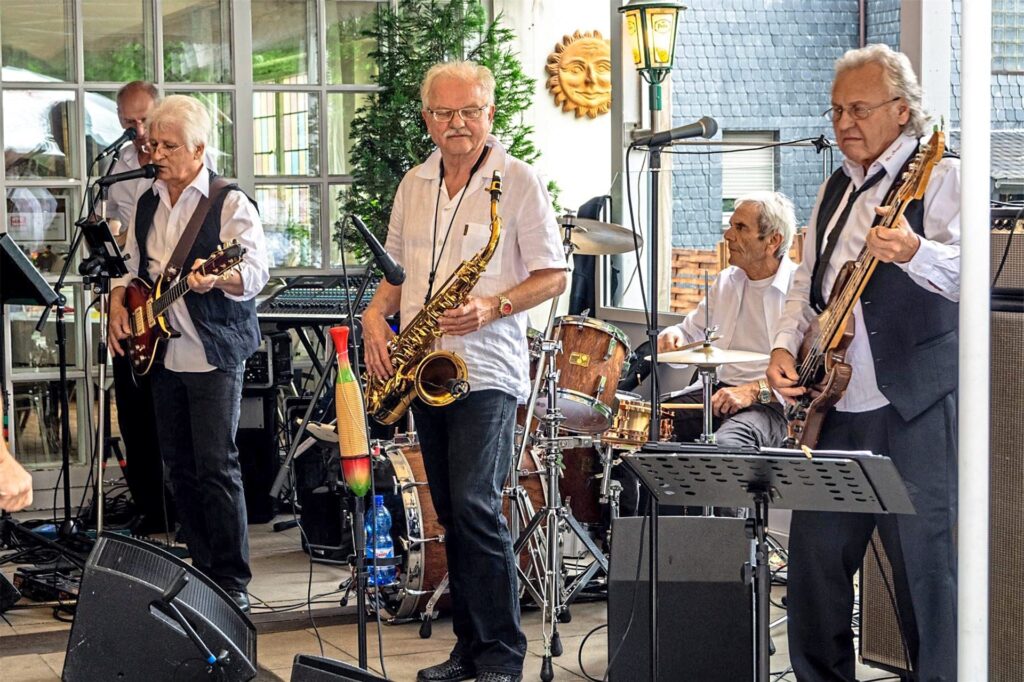Die Band The Shaggys auf der Bühne in Herten. Die Band The Shaggys auf der Bühne in Herten.