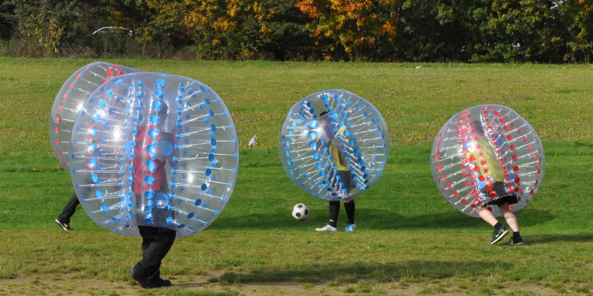 Wer kommt am besten mit den Bumper Balls klar? Das wissen am Samstag zumindest die Teilnehmerinnen und Teilnehmer an der Castropiade.