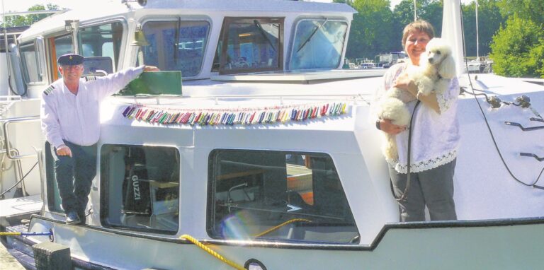 Das Fahrgastschiff Henrichenburg mit Kapitän Kracke lädt zur Kanaltour ein.