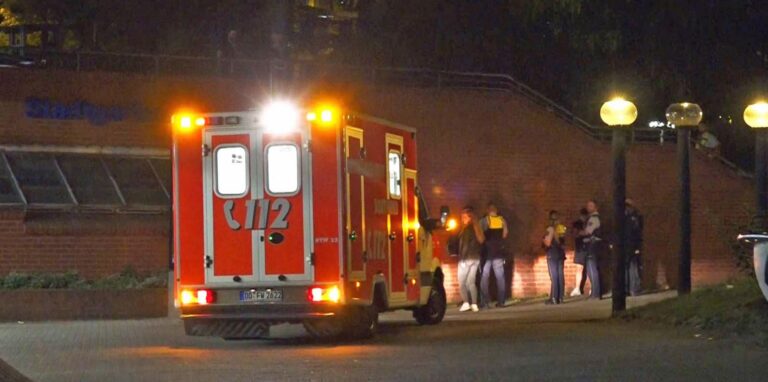 Im Stadtgarten (Archivbild) ist ein Mann bis zur Bewusstlosigkeit verprügelt worden – die Polizei ermittelt.