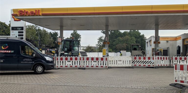 Die Shell-Tankstelle an der Halterner Straße in Hervest ist momentan eine Baustelle.