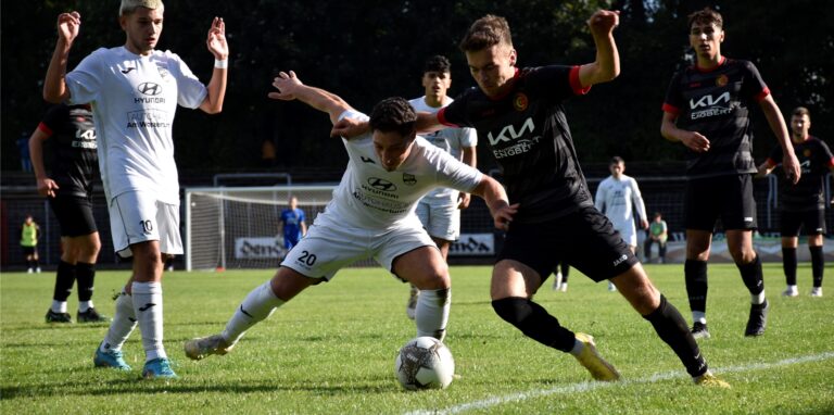 Erkenschwicks Nummer 7: Moritz Isensee ist auch heute Abend wieder gefragt. Dann warten allerdings Gegenspieler des SC Preußen Münster auf ihn.