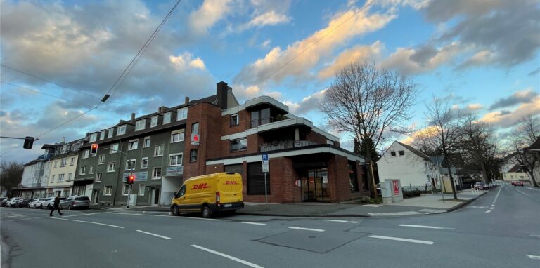 Die Sparkassenfiliale in Obercastrop an der Ecke Bochumer Straße/Cottenburgstraße.