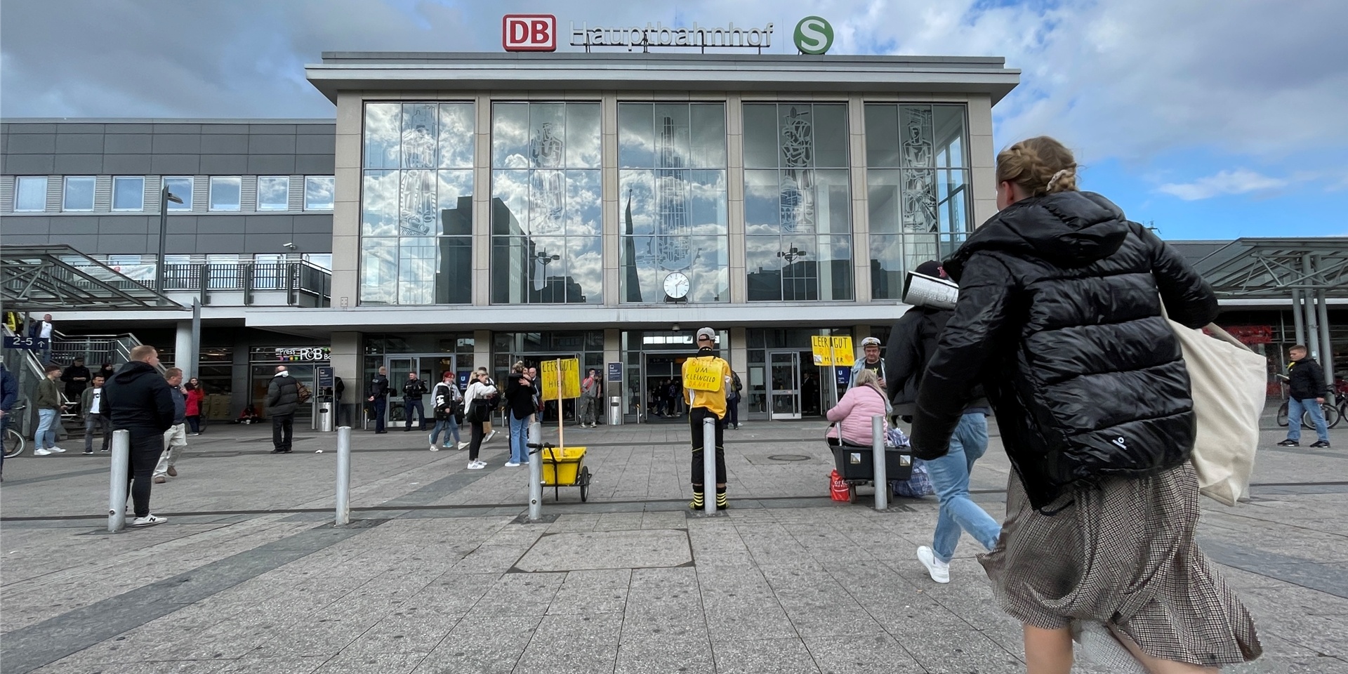 Am Dortmunder Hauptbahnhof kommt es aktuell zu Ausfällen und Verspätungen.