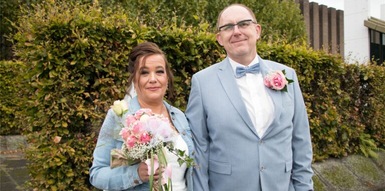 Marek Porada und Nicole Porada (geborene Esser) haben sich auf dem Standesamt am Europaplatz das Ja-Wort gegeben.