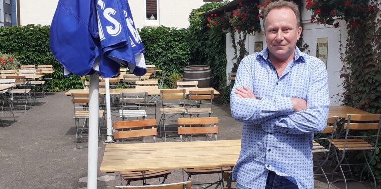 Ken Sheerins, Besitzer von Mulvanys Irish Pub, will alle deutschen Spiele zeigen.