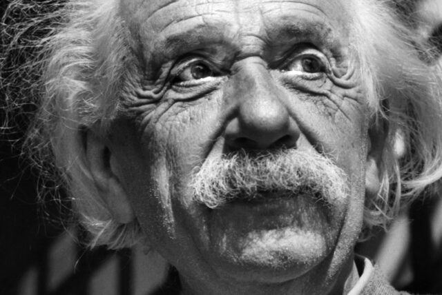 Der Physiker und Mathematiker Albert Einstein