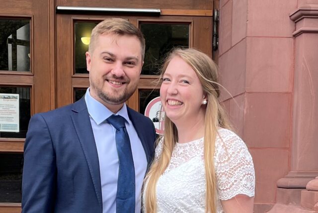 Michael und Rabea Altmann haben nach acht Jahren Beziehung den Schritt in die Ehe gewagt.