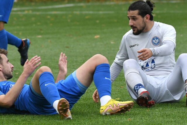 Der FC Castrop-Rauxel verlor das Bezirksliga-Topspiel gegen den FC Altenbochum mit 1:3.