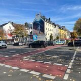 Ein Bus hatte nach Angaben von DSW21 im Bereich der Kreuzung Möllerstraße/Lange Straße/Rheinische Straße stark bremsen müssen.