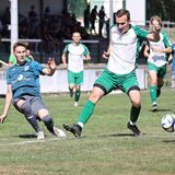 Am zwölften Spieltag empfängt der SV Wacker Obercastrop (dunkle Hemden/hier mit Philipp Wielsch im Spiel beim SV Sodingen) die Concordia Wiemelhausen aus Bochum zum Westfalenliga-Duell.