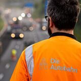 Die nächtliche Vollsperrung wurde aufgrund einer routinemäßigen Ausbesserung des Autobahnabschnitts ausgelöst.