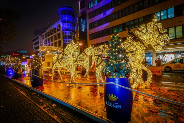 Der Dortmunder Weihnachtsmarkt ist an Romantik kaum zu überbieten. Dortmunder Singles geben wir 5 Tipps für das perfekte erste Date in der Weihnachtsstadt.