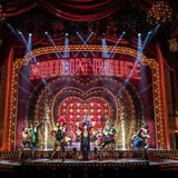 Musical-Spektakel in Rot